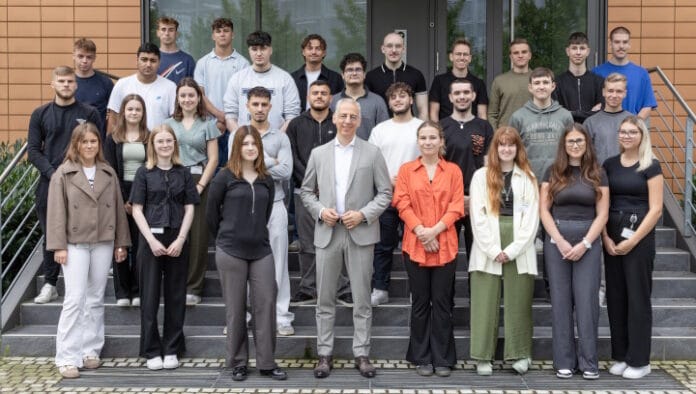 Schreiner Group, Ausbildung,